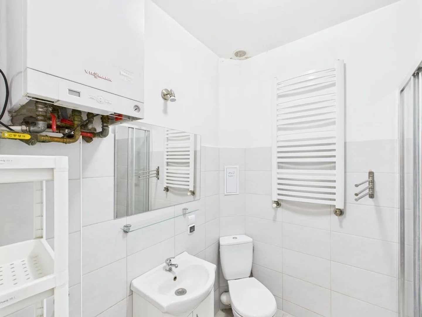 Habitación asequible para estudiantes con buena iluminación en 