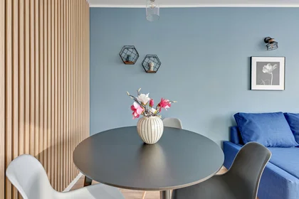 Logement entier à Wiejska , image 7 de 18
