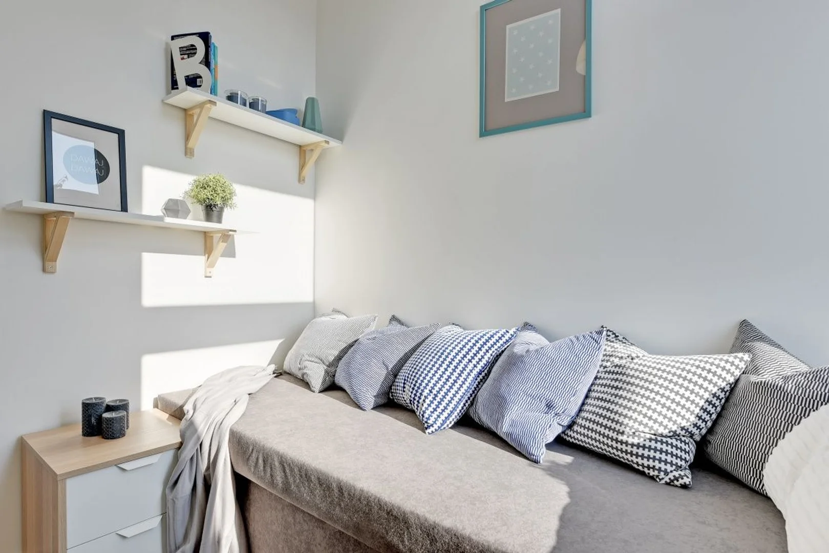 Chambre à louer dans un appartement d'étudiant à , entièrement meublée