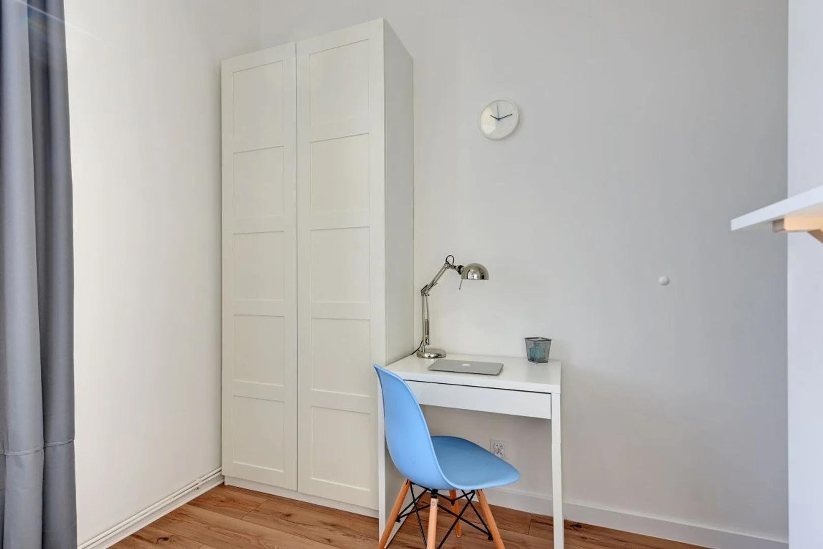 Chambre d'étudiant économique avec emplacement pratique dans 