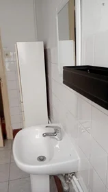 Chambre privée à Rua Angela Pinto, image 11 de 16