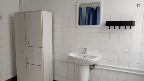 Chambre privée à Rua Angela Pinto, image 12 de 16