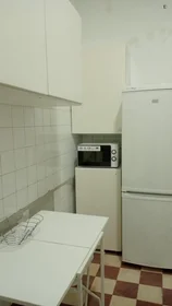 Chambre privée à Rua Angela Pinto, image 7 de 16