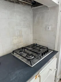 Chambre privée à Rua Carlos Mardel, image 12 de 16