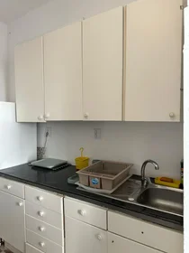 Chambre privée à Rua Carlos Mardel, image 13 de 16