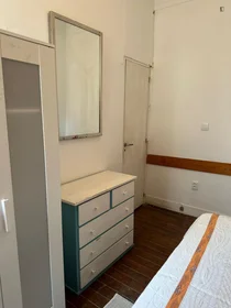 Chambre privée à Rua Carlos Mardel, image 3 de 16