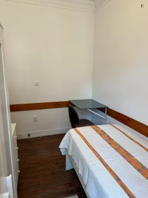 Chambre privée à Rua Carlos Mardel, image 4 de 16