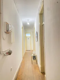 Chambre privée à Rua Carlos Mardel, image 9 de 16