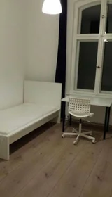 Private room at Karl-Marx-Straße, image 8 of 18