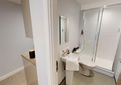 Apartamento inteiro em residência em 34 Edward St, Sheffield S3 7GB, United Kingdom, imagem 6 de 19