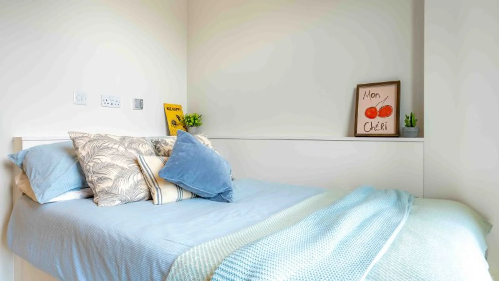 Chambre à louer dans un appartement d'étudiant à , entièrement meublée