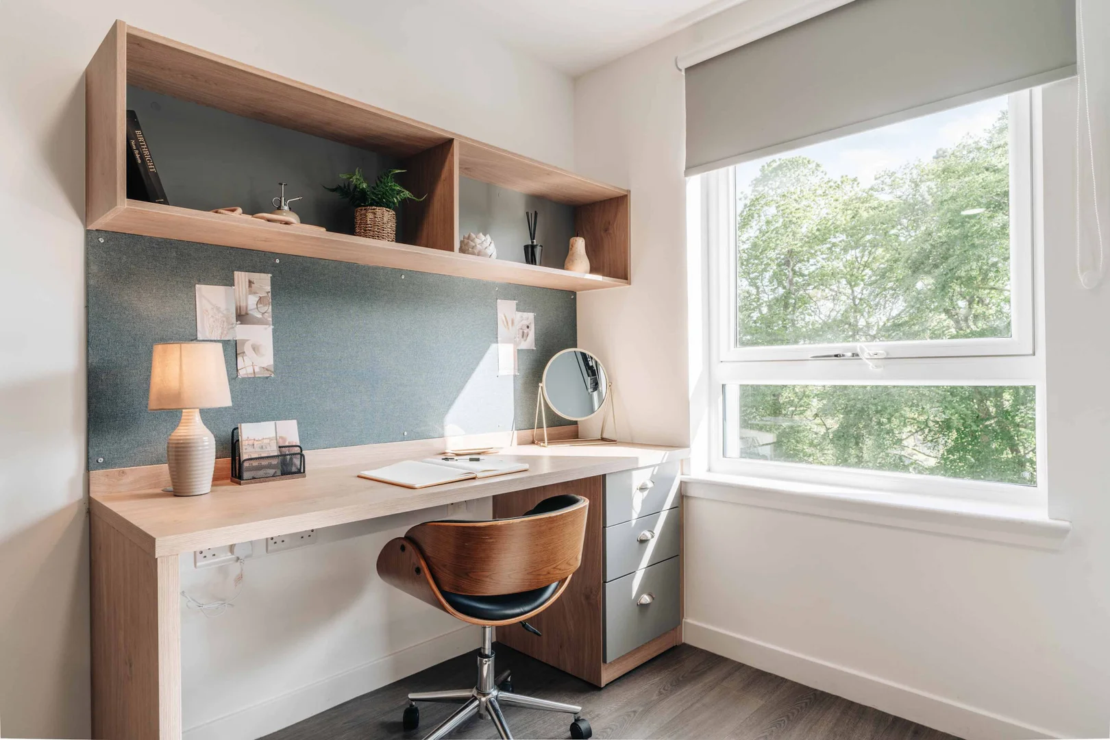 Minimalistisches Studentenstudio in mit effizientem Grundriss