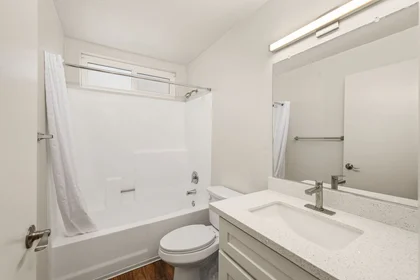 Özel oda Ikamet yerinde konumu 7675 Palmilla Drive, Unit 6424, San Diego, CA 92122, 7 16 görüntüsü