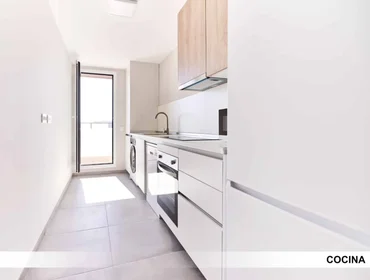 Habitación privada en Avenida de las Universidades 6, imagen 7 de 25