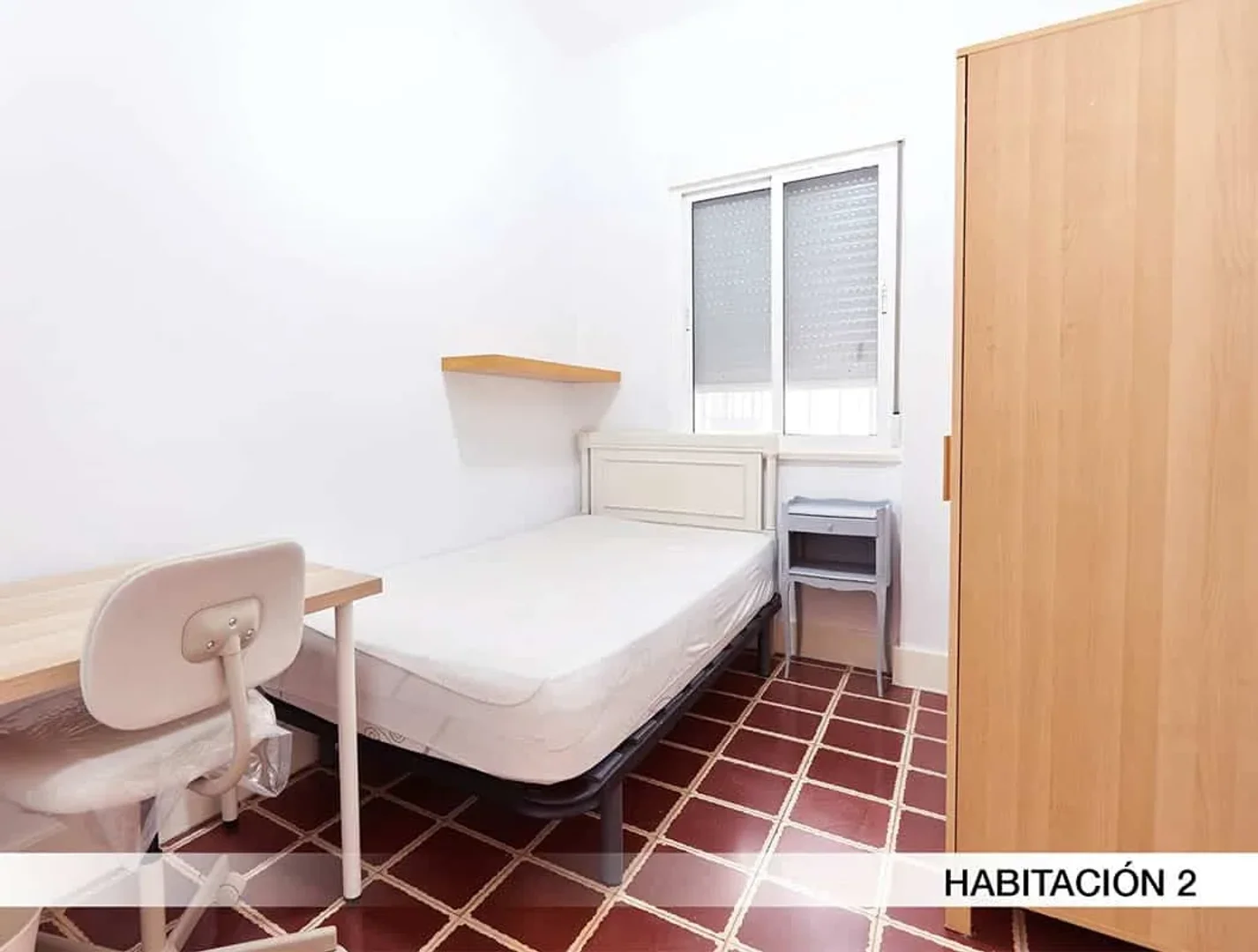 Habitación para estudiantes en  con modernas comodidades
