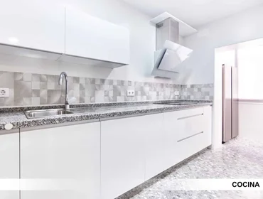 Prywatny pokój Plaza Aljarafe 8, obraz 18 25