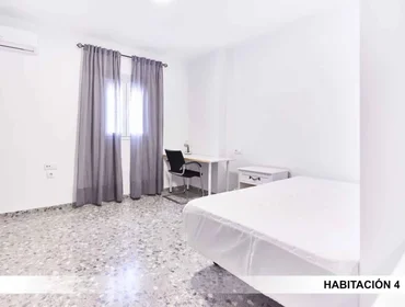 Prywatny pokój Plaza Aljarafe 8, obraz 2 25