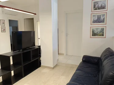 Privatzimmer in der Viale Camillo Benso di Cavour, , bild 10 von 10