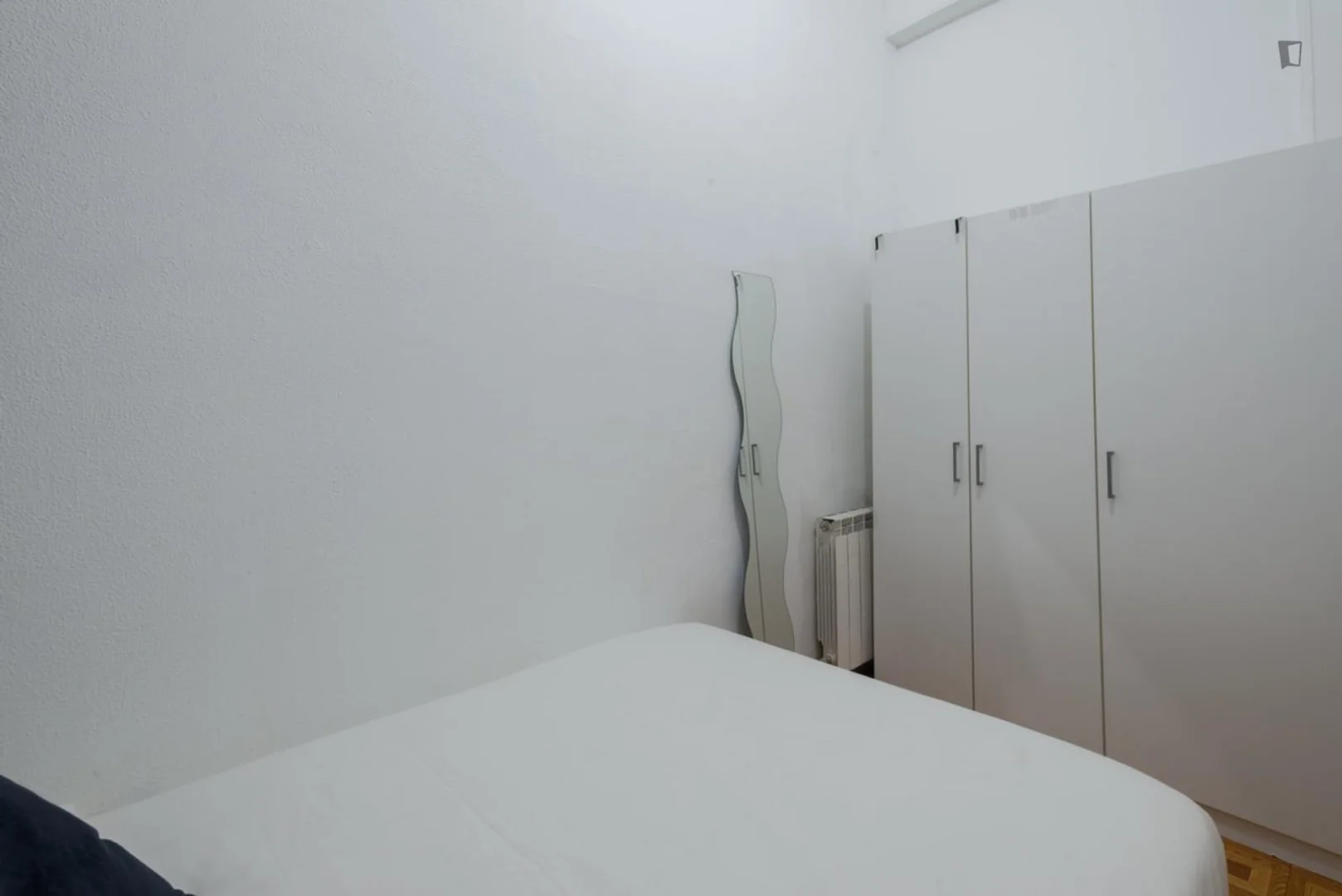 Chambre d'étudiant bon marché à proximité du campus dans 