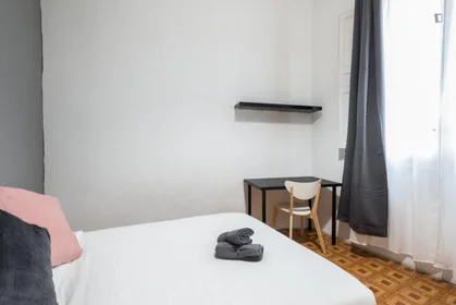 Chambre privée à Calle de los Jardines, image 3 de 14