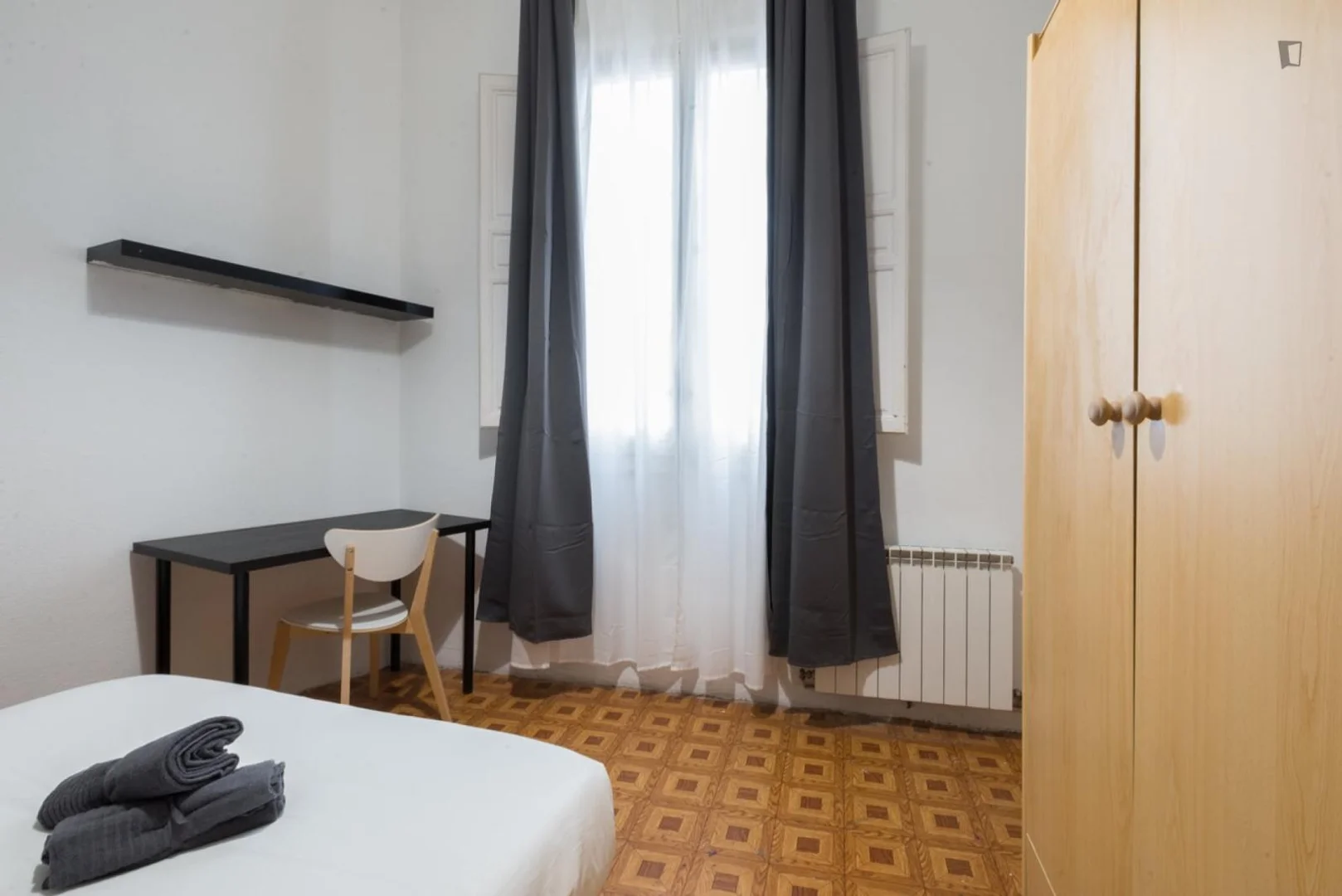 Chambre à louer dans un appartement d'étudiant à , entièrement meublée