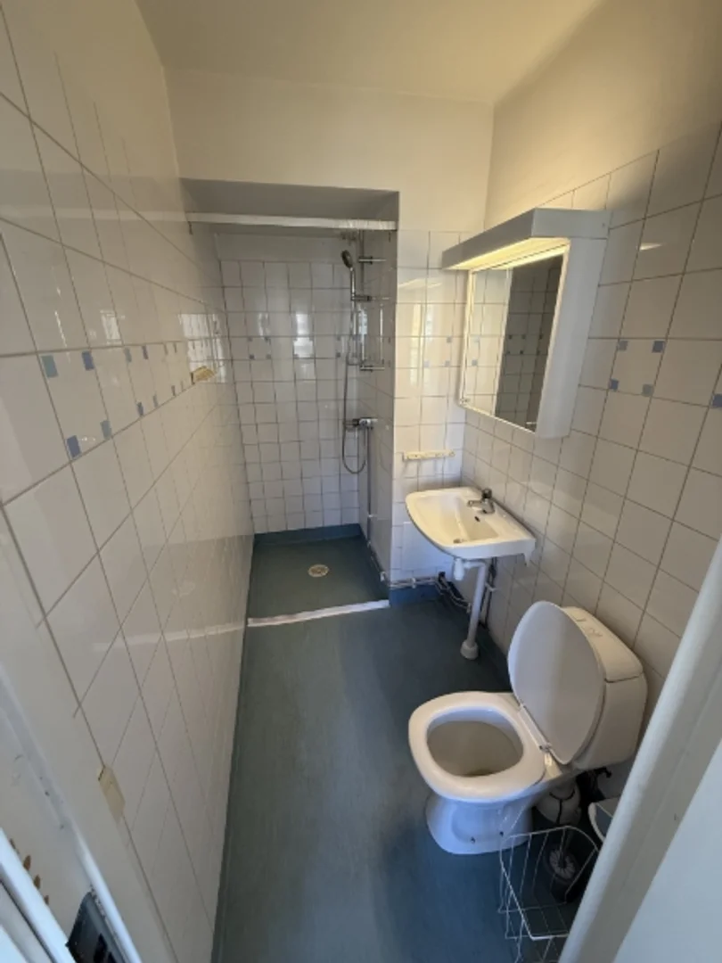 Quarto acolhedor para estudantes disponível em 