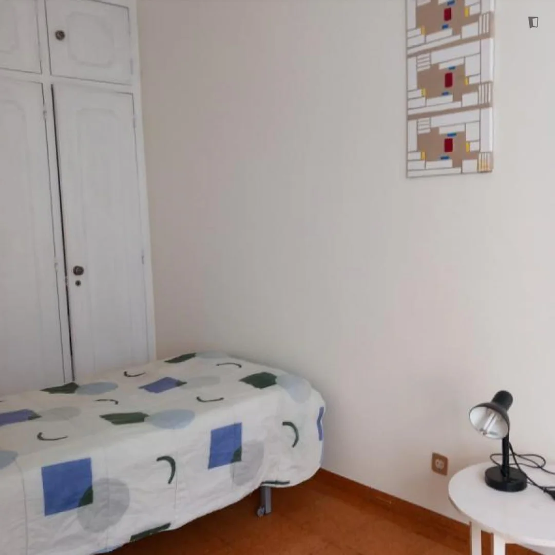 Preisgünstiges Studentenzimmer in günstiger Lage in