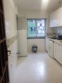 Privatzimmer in der Av. Dom João I, bild 8 von 27