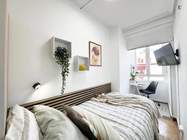 Chambre privée à Calle de Pedro Heredia, image 1 de 10