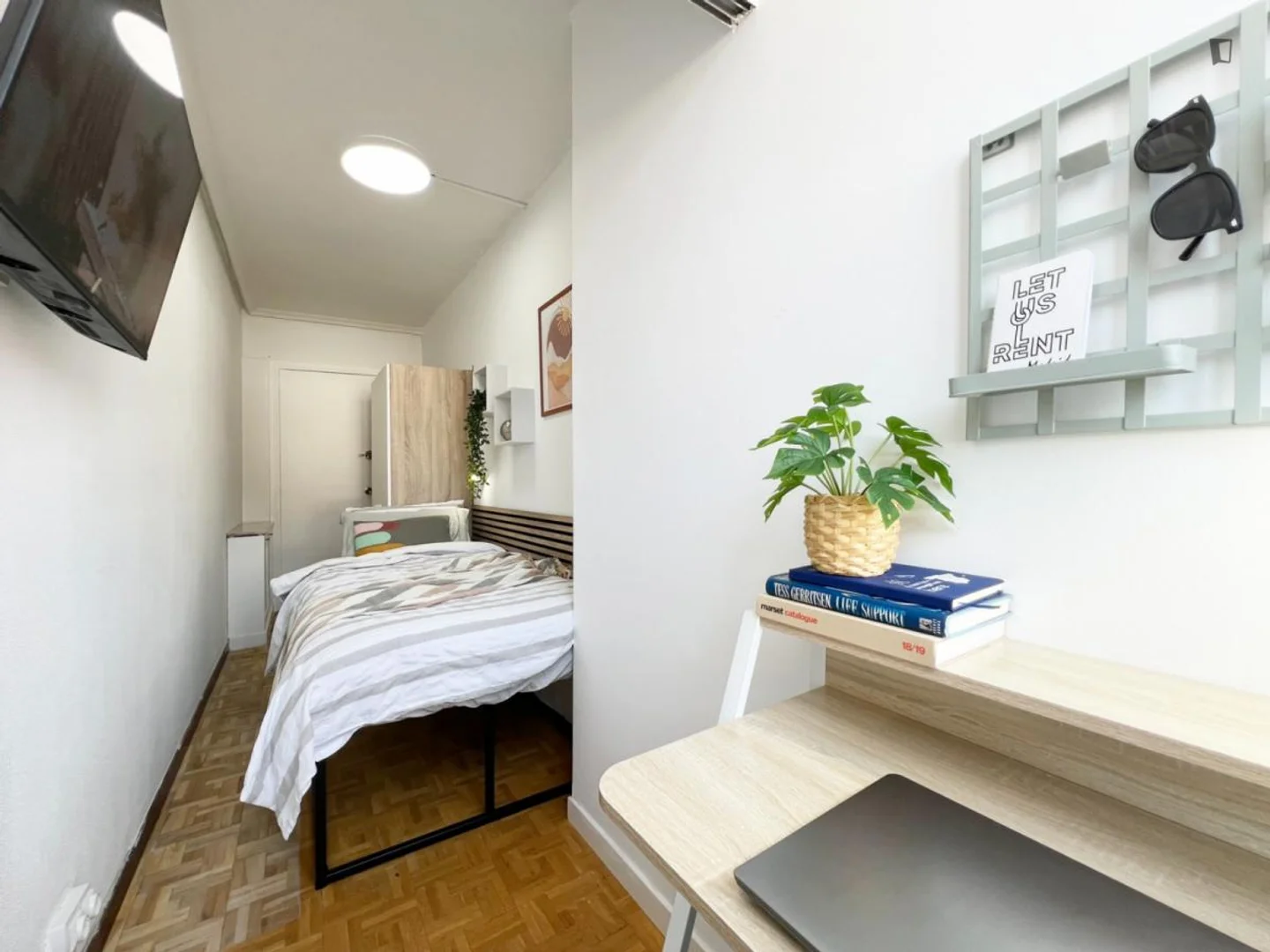 Chambre d'étudiant confortable et spacieuse dans 