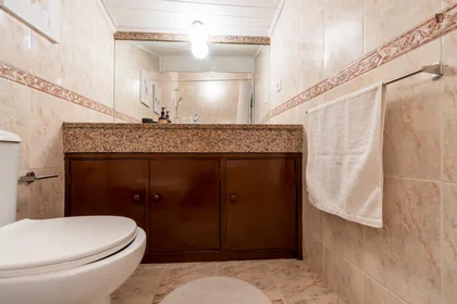 Quarto privado em Rua das Musas, imagem 10 de 15