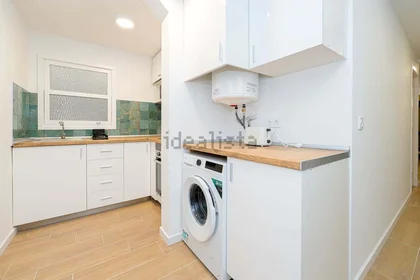 Private room at 2º, C/ Italia, 15, 03003 Alacant, Alicante, Spain, image 19 of 22
