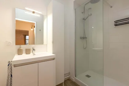 Habitación privada en 2 All. de Berne, 35200 Rennes, France, imagen 12 de 23