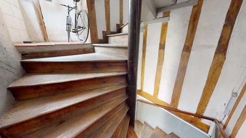 Alojamiento entero en 6 Rue de l'Emery, 44000 Nantes, France, imagen 12 de 18