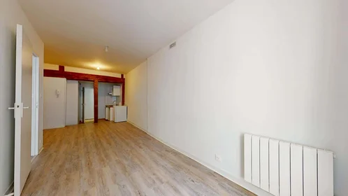 Alojamiento entero en 6 Rue de l'Emery, 44000 Nantes, France, imagen 17 de 18