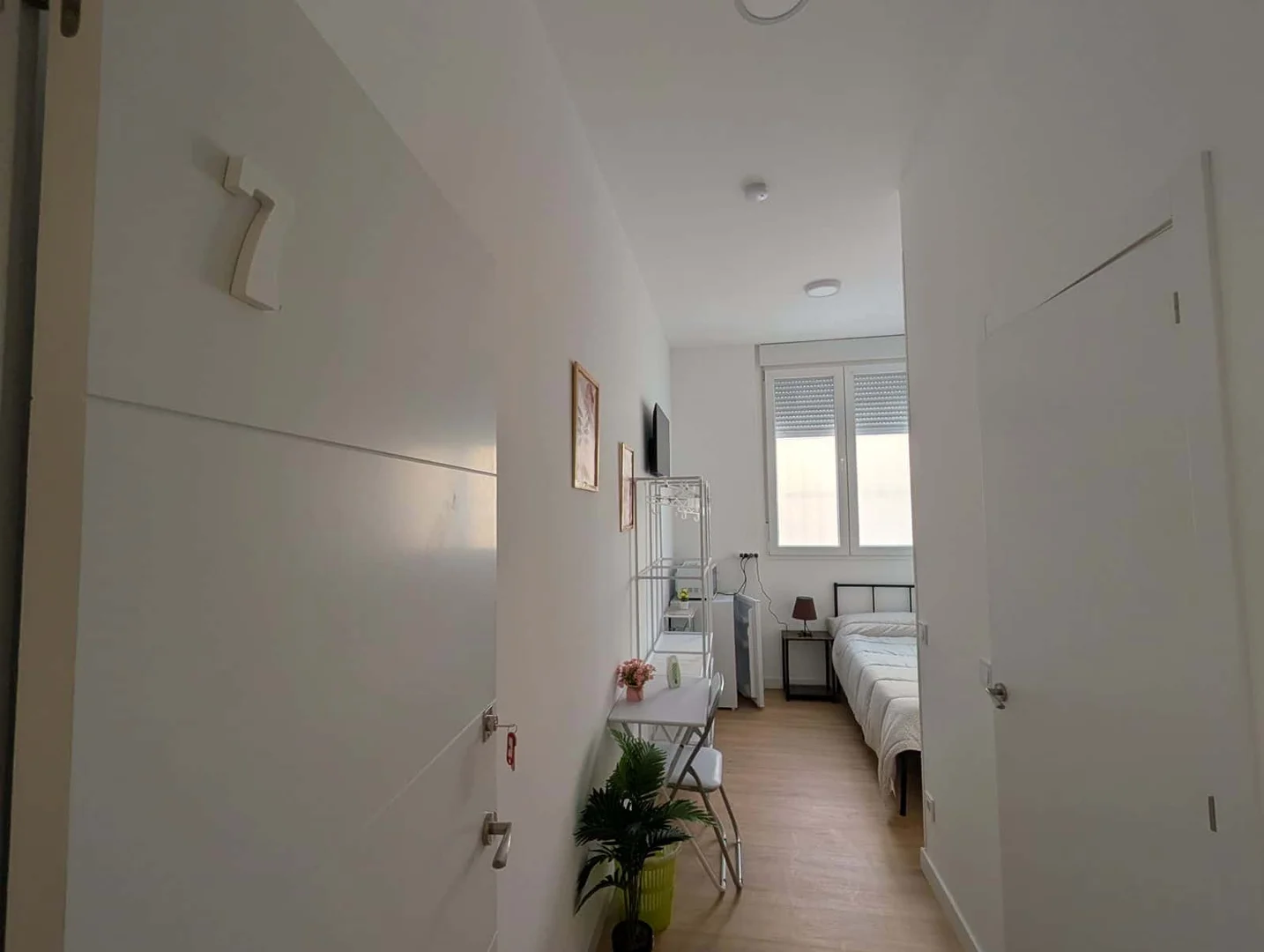 Chambre d'étudiant économique avec emplacement pratique dans 