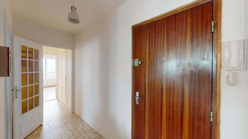 Chambre privée à Pl. Voltaire, 45100 Orléans, France, image 15 de 19