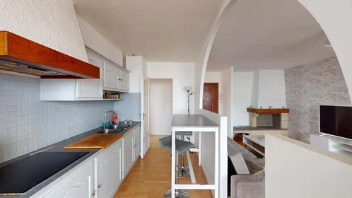 Chambre privée à Pl. Voltaire, 45100 Orléans, France, image 6 de 19