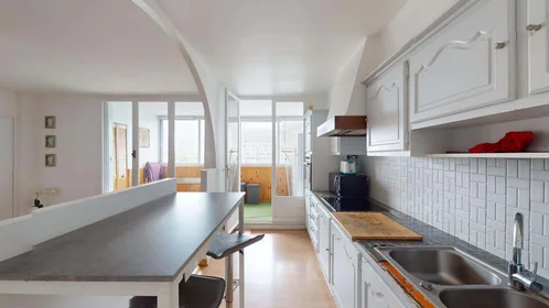 Chambre privée à Pl. Voltaire, 45100 Orléans, France, image 10 de 19