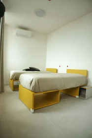 Habitación privada en Via Darsena, 81/a, 44122 Ferrara FE, Italia, imagen 2 de 9