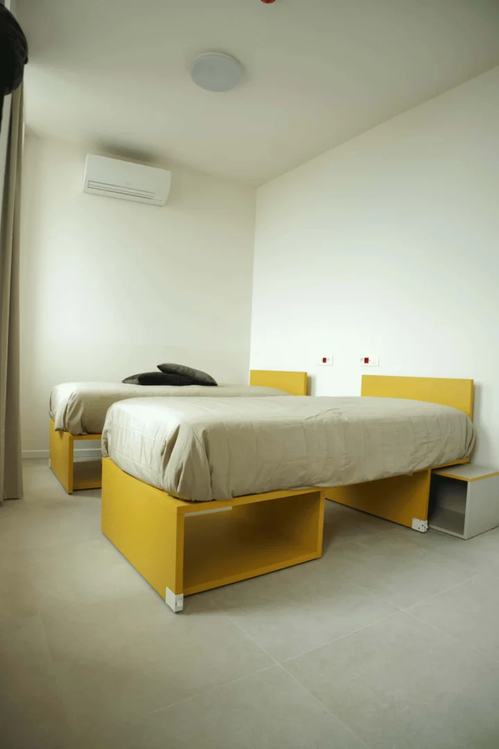 Habitación para estudiantes en  con modernas comodidades