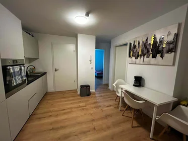 Private room at Springerstraße, 81477 München, Germany, image 9 of 13