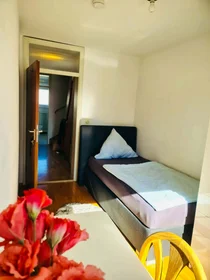 Private room at Elfriedenstraße, 81827 München, Germany, image 2 of 17