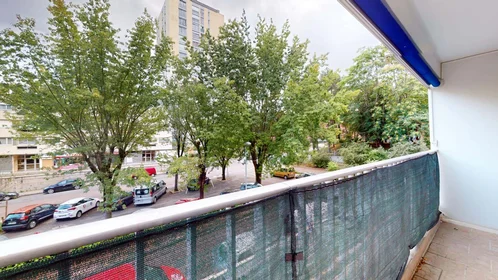 Alojamiento entero en 16 Av. des Champs Perdrix, 21000 Dijon, France, imagen 20 de 30