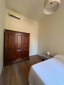 Gesamte Unterkunft in der Via di Piaggia, 12, 55100 Lucca LU, Italy, bild 6 von 14