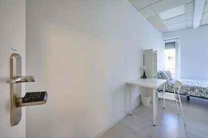Privatzimmer in der Av. Elias Garcia 147, 1050-154 Lisboa, Portogallo, bild 6 von 44