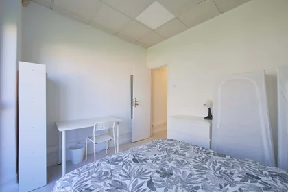 Privatzimmer in der Av. Elias Garcia 147, 1050-154 Lisboa, Portogallo, bild 3 von 46