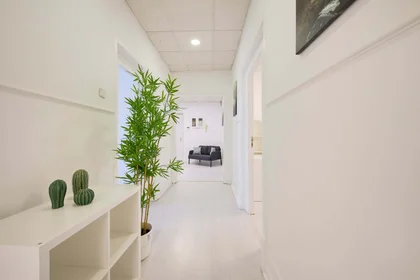 Privatzimmer in der Av. Elias Garcia 147, 1050-154 Lisboa, Portogallo, bild 18 von 42
