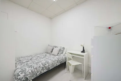 Privatzimmer in der Av. Elias Garcia 147, 1050-154 Lisboa, Portogallo, bild 5 von 44