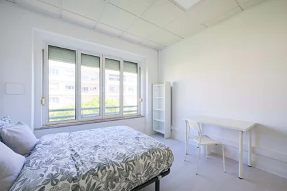 Privatzimmer in der Av. Elias Garcia 147, 1050-154 Lisboa, Portogallo, bild 7 von 46